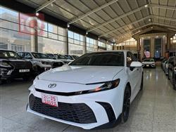 تۆیۆتا کامری